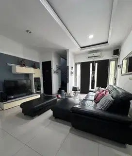 Rumah 2 Lantai Furnished di Cluster Sevilla, Bsd, Tangerang Selatan