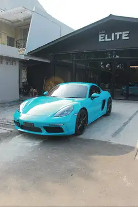 Miami Blue Porsche Cayman 718 ATPM