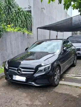 Mercedes-Benz c200