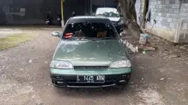 mobil gesit irit Suzuki esteem