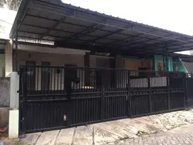 Rumah Siap Huni dekat Mall dan Tol di Taman Cikas Bekasi