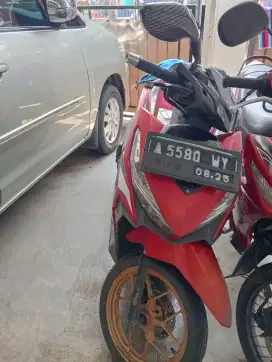 Jual motor Vario 125cc murah