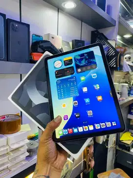 Ipad Air 5 M1 (5th Generation) 64GB wifi ibox garansi on Juni 2025