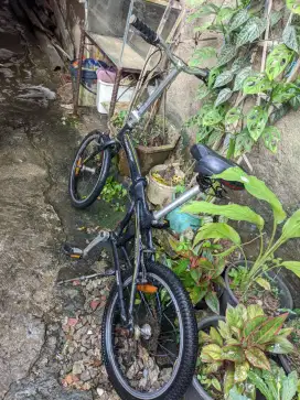 Sepeda lipat Pocket Rocket uk 20inc