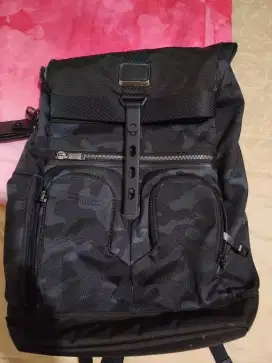 Tas ransel tumi