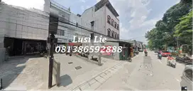 Ruko Pademangan Raya parkiran luas lokasi strategis