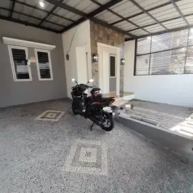 Dijual rumah 2lt di Citra Grand
