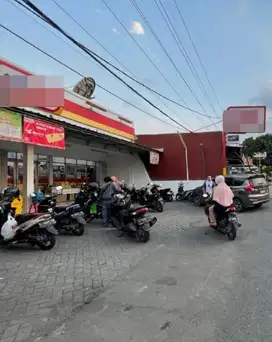Ex Minimarket Strategis Nol Jalan Raya Pelem Watu Menganti Gresik