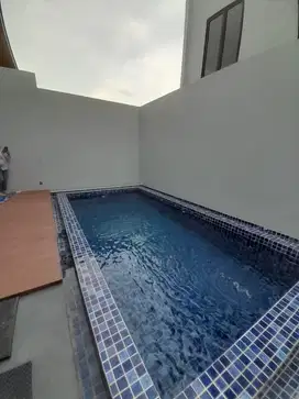 RUMAH PREMIUM 3 LANTAI DENGAN KOLAM RENANG