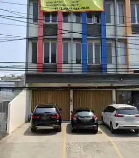 2 Ruko Gandeng Strategis Pinggir Jalan Raya 184m2 Cocok Untuk Usaha