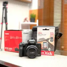Canon EOS M50 Black Kit 15-45mm STM Istimewa