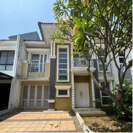 Dijual Rumah Selangkah ke Boulevard Gading Serpong