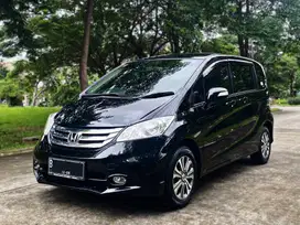 Honda Freed E PSD AT 2015 Hitam