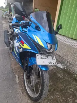 Suzuki GSX 150 R