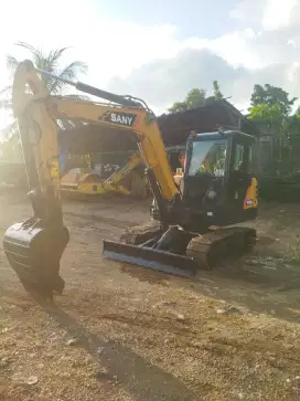 Excavator Mini Sany SY55C th 2019 harga 340jt NEGO UNIT DI SAMARINDA