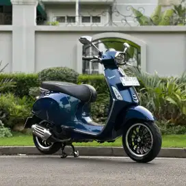 VESPA SPRINT 150 IGET ABS LED TAHUN 2022 (GOOD CONDITION)