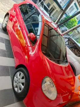 Nissan March 2011