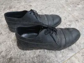 Sepatu Pantofel PaulMay