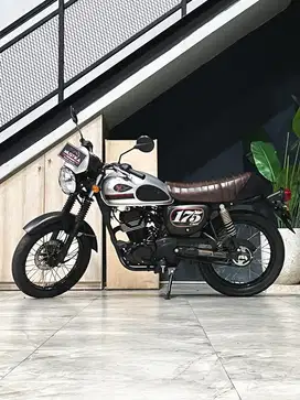 Stok Terbatas‼️Kawasaki W175 Cafe th 2021 - Ayu Mustika