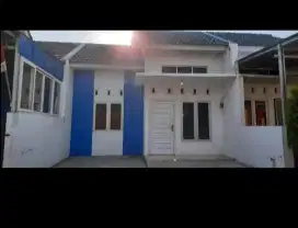 Dikontrakkan rumah di Widoro Gading Residence Blok E3