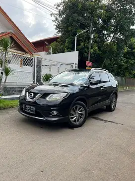 [CASH] Nissan X-Trail 2.5 At Hitam Low Km 2016 Tt Pribadi Xtrail-At