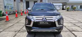 KM 19RB Mitsubishi Pajero Dakar Sport Diesel 2.4 AT 2022 Fortuner Vrz