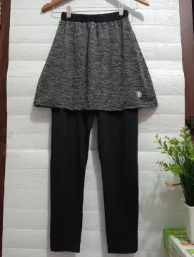 PRELOVED PRIBADI BRAND HITJAB ROK LEGGING SPORT SET