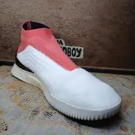174.sepatu adidas predator tango 43