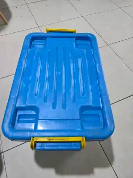 Kontainer box bekas 30L
