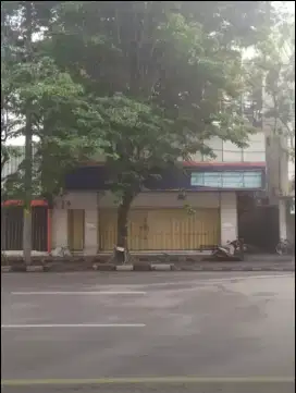 Kantor Eks Bank Di Slamet Riyadi Solo