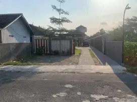 Dijual rumah 2 lantai siap huni lokasi sleman