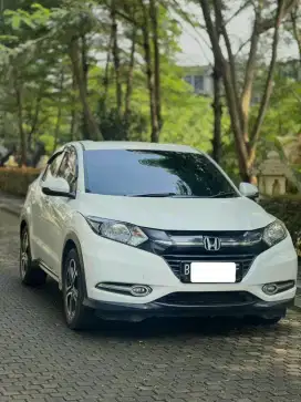 (Tdp 5jt) Honda Hrv E 2017 at limited kondisi sangat terawat