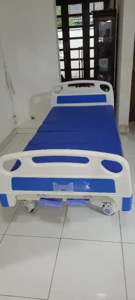 Ranjang atau Bed pasien