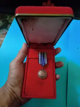 Medali pengharagaan karya stya jadul, lama, lawas