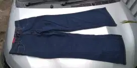 celana jeans gombrong