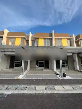 Disewakan Rumah Pik 2 Di Cluster Hawai Uk 4,5x10 Kosongan