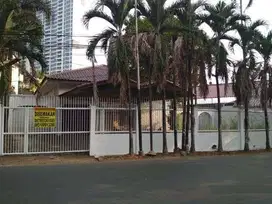 Dijual Rumah di Jl. Permata Hijau Raya, Jakarta Selatan