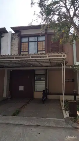 Disewakan Rumah Cluster Elysium Patio Lippo Cikarang