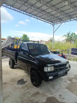 isuzu phanter pickup 2010 Turbo