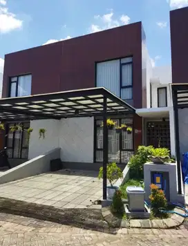 Rumah Area Suhat Kampus UB Borobudur 2 Lantai 3KT 2KM