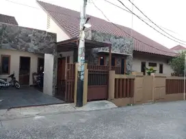 Dijual Rumah Mewah 1 Lantai Dalam Perumahan Jatiwaringin Raya Bekasi