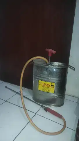 Sprayer merk Swan Golden Agin atau alat Semprot manual Swan
