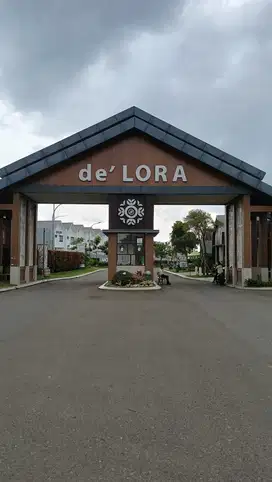 De Lora rumah murah 2 lantai 2KT 2KM Siap Huni di Tangerang