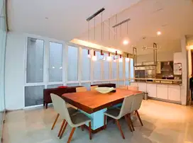 Dijual Rumah di Hangtuah, Kebayoran baru, Jakarta Selatan
