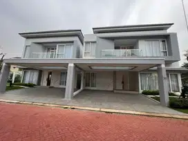 Rumah Mewah New Menteng Show Unit Full Furnished siap Hunii