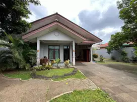 Dijual Rumah 1 Lantai Super Luas 708m di Graha Raya Bintaro