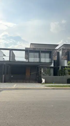 Mewah 2 lantai Anggapati kotabaru parahyangan