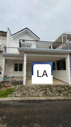 Dijual rumah kota Wisata Cibubur