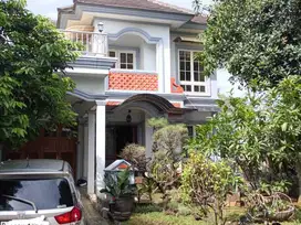 Rumah di Cluster Barcelona kota Wisata