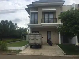 Di Jual Rumah Hoek di Citra Lake Sawangan